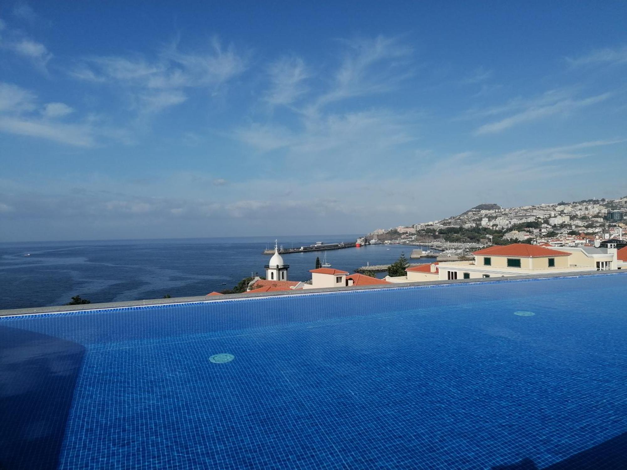 Apartments Madeira Barreirinha ฟุงชาล ภายนอก รูปภาพ